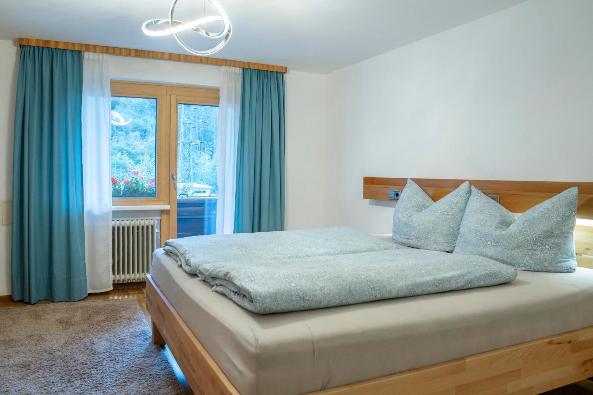 Ferienwohnung Haus Limat Schruns Exterior foto